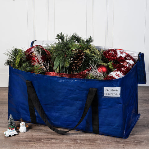 ClearSpace foldable bags fit under beds for compact storage.