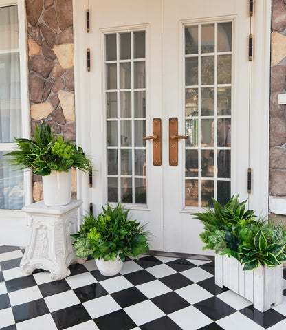 Clycaloor wedding and farmhouse decor with lush green tones