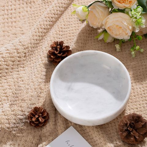 CM CHIC MONDAY gift-ready marble bowl for weddings and anniversaries