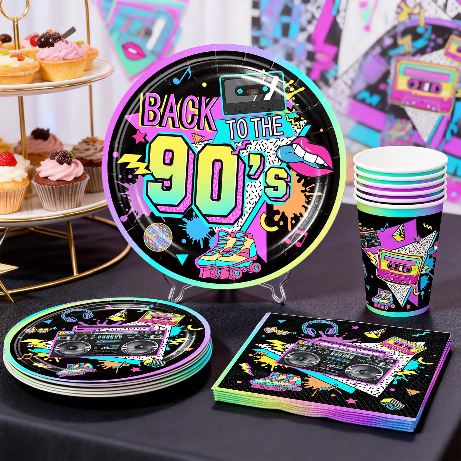 Cocomigo 90s 9 inch plates give a stylish main course option