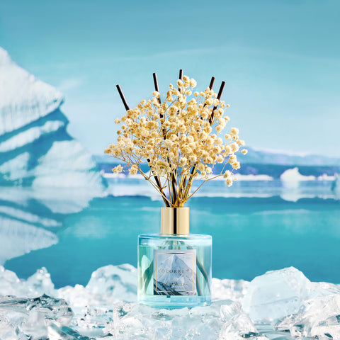 Eight natural reeds let you customize scent intensity for your space