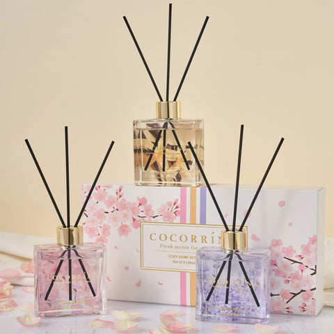 COCORRÍNA Cherry Blossom reed diffuser bottle for a fresh floral ambiance.
