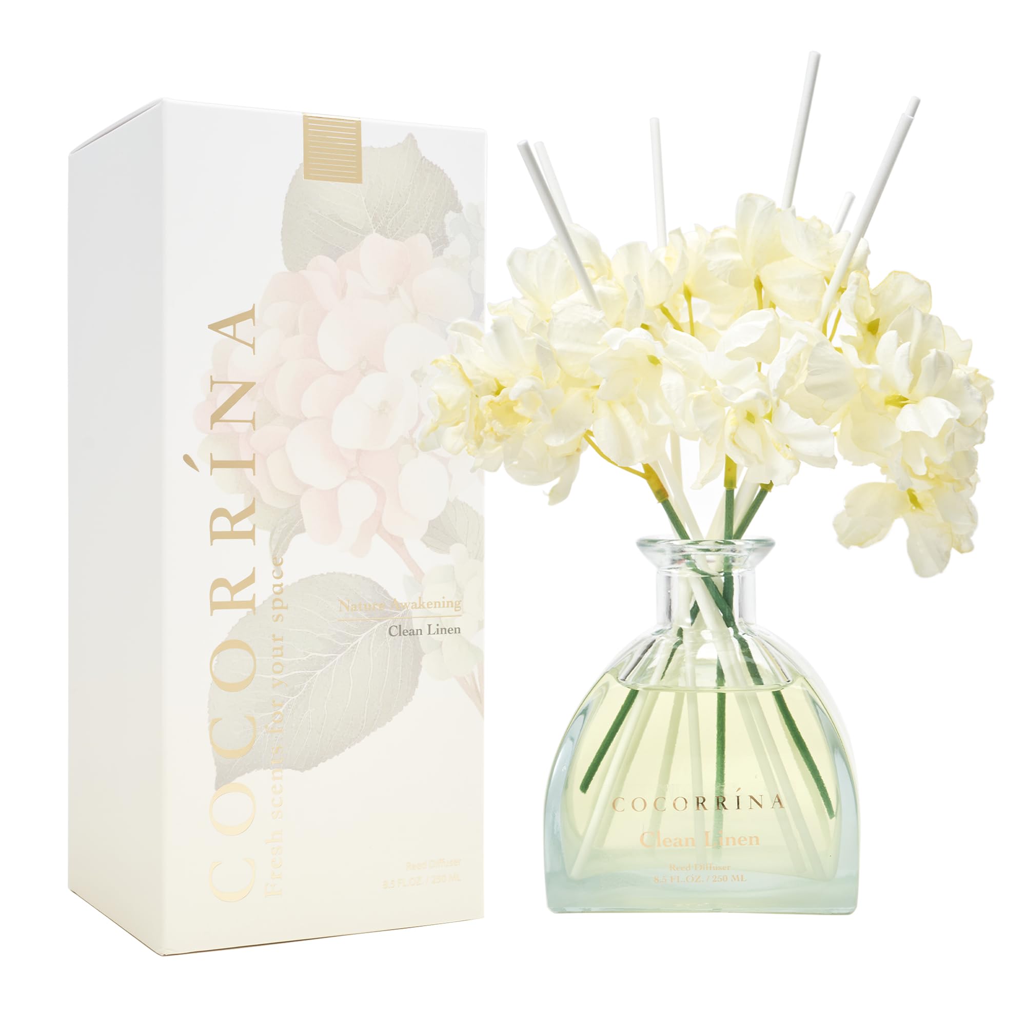 COCORRÍNA reed diffuser close-up showing elegant sticks and premium design.