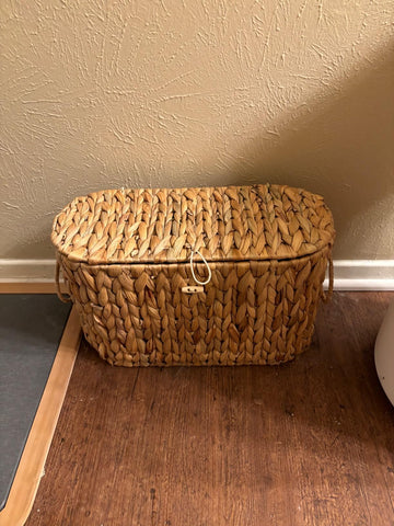 Coeusy multi-use basket works for towels, utensils, or small items.