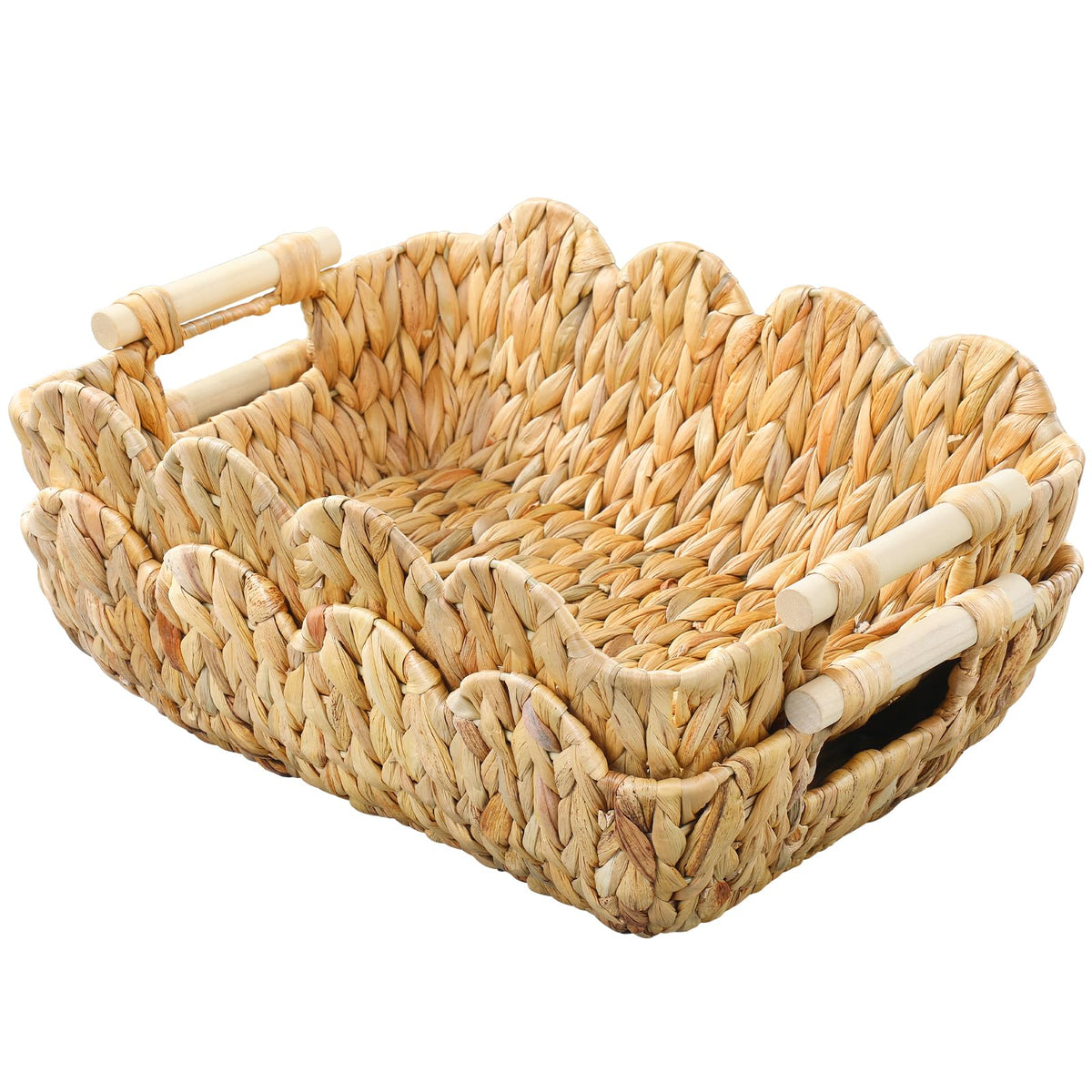 Coeusy small wicker basket with scalloped edge for stylish shelf organization