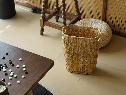 Durable handmade weave of the Coeusy wicker trash can