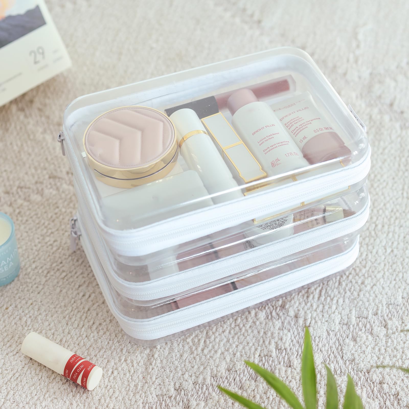 CoiiJoii see-through cosmetic bag with zipper keeps makeup secure