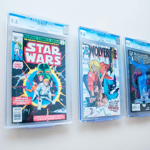 CollectorMount versatile display accommodates wide comic sizes neatly