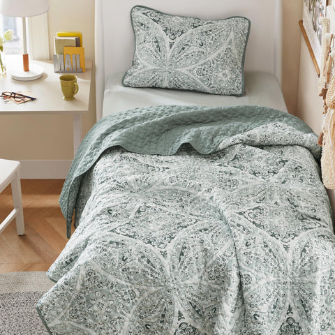 Comfort Spaces Gloria quilt twin top view with boho medallion pattern for cozy warmth.