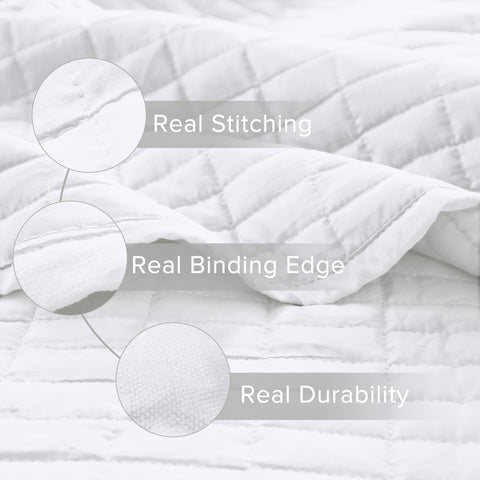 Comfort Spaces Kienna microfiber fabric feels soft and lightweight against the skin.