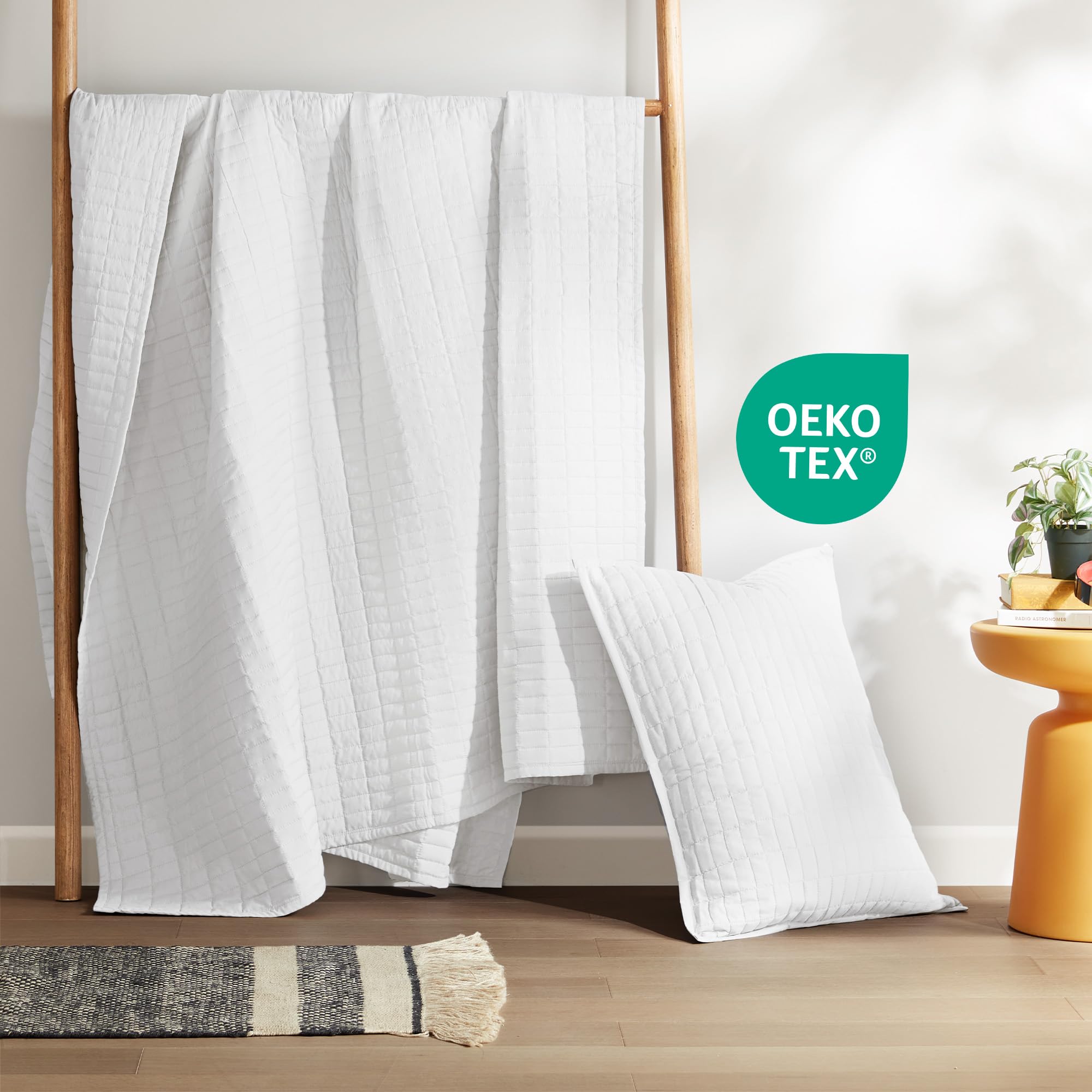 Kienna quilt offers a breathable layer suitable for summer or as a light layering piece.