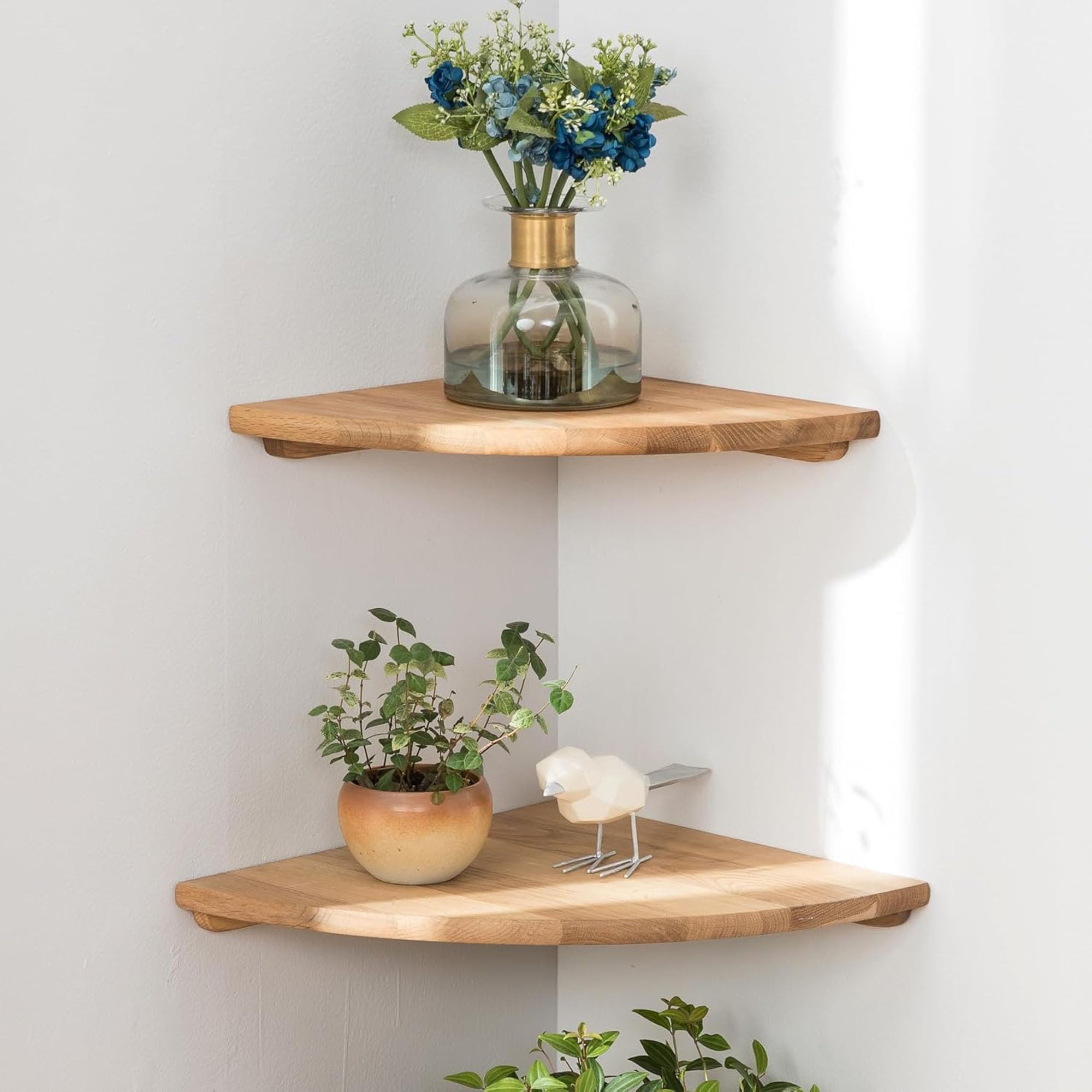 Conamily easy-assembly wall shelves ready for quick setup