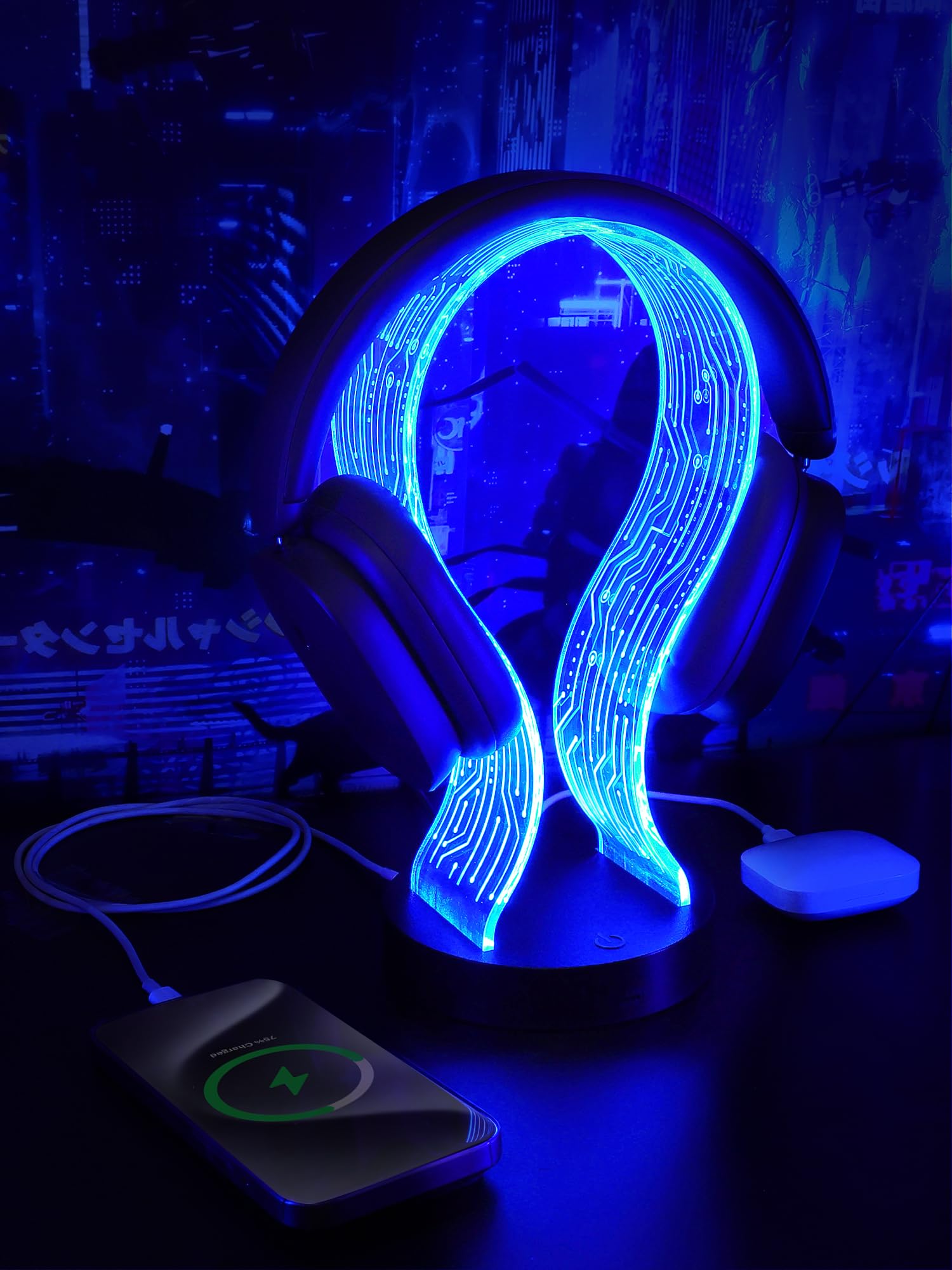 CoolGift Mart light-up headphone stand with PCB pattern for a clean gaming desk.
