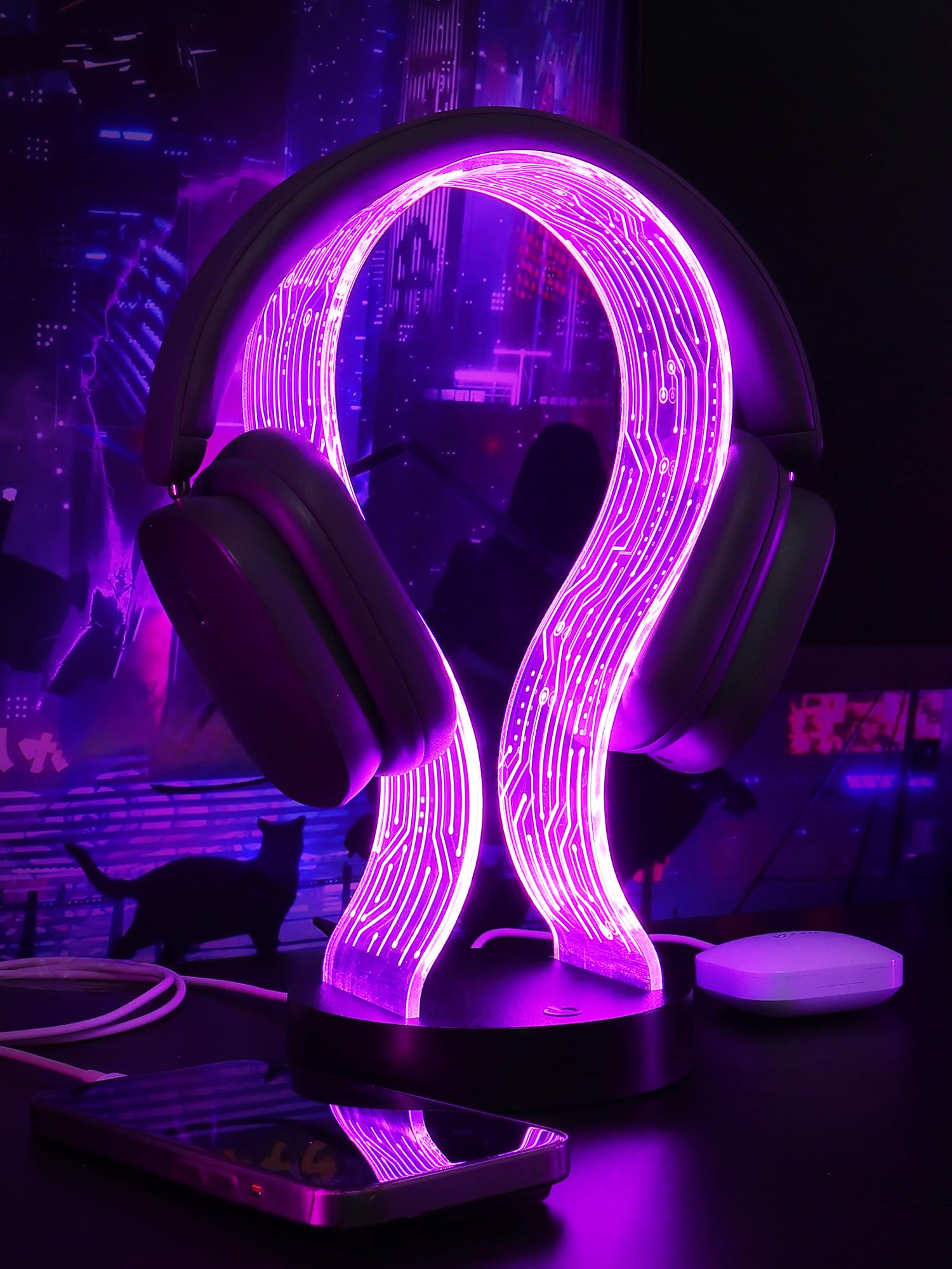 CoolGift Mart LED PCB pattern adds ambient light to your workstation.
