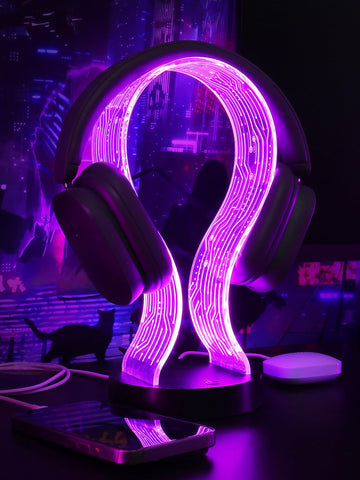 CoolGift Mart LED PCB pattern adds ambient light to your workstation.