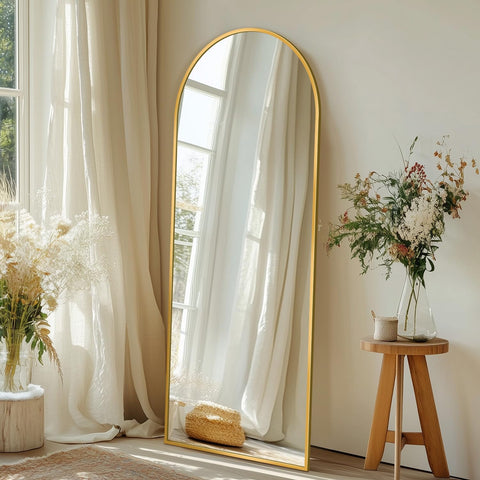 Coomily explosion-proof glass provides crystal-clear reflection with added safety.