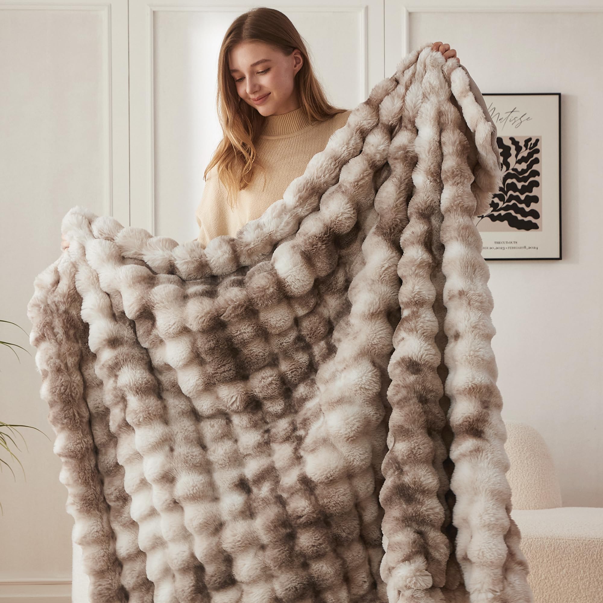 COOVA couch-decor brown faux fur throw elevates bedroom ambience.