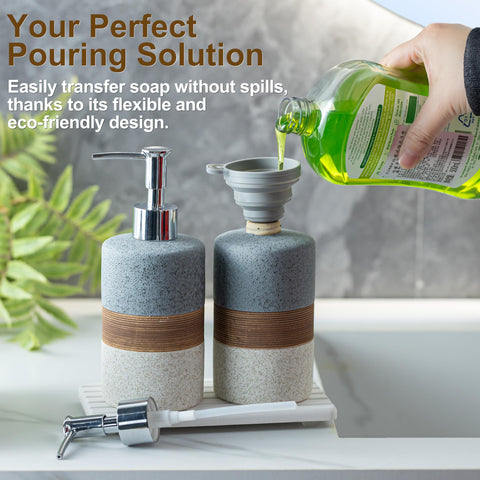 Cormomu tray helps absorb water, keeping countertops dry
