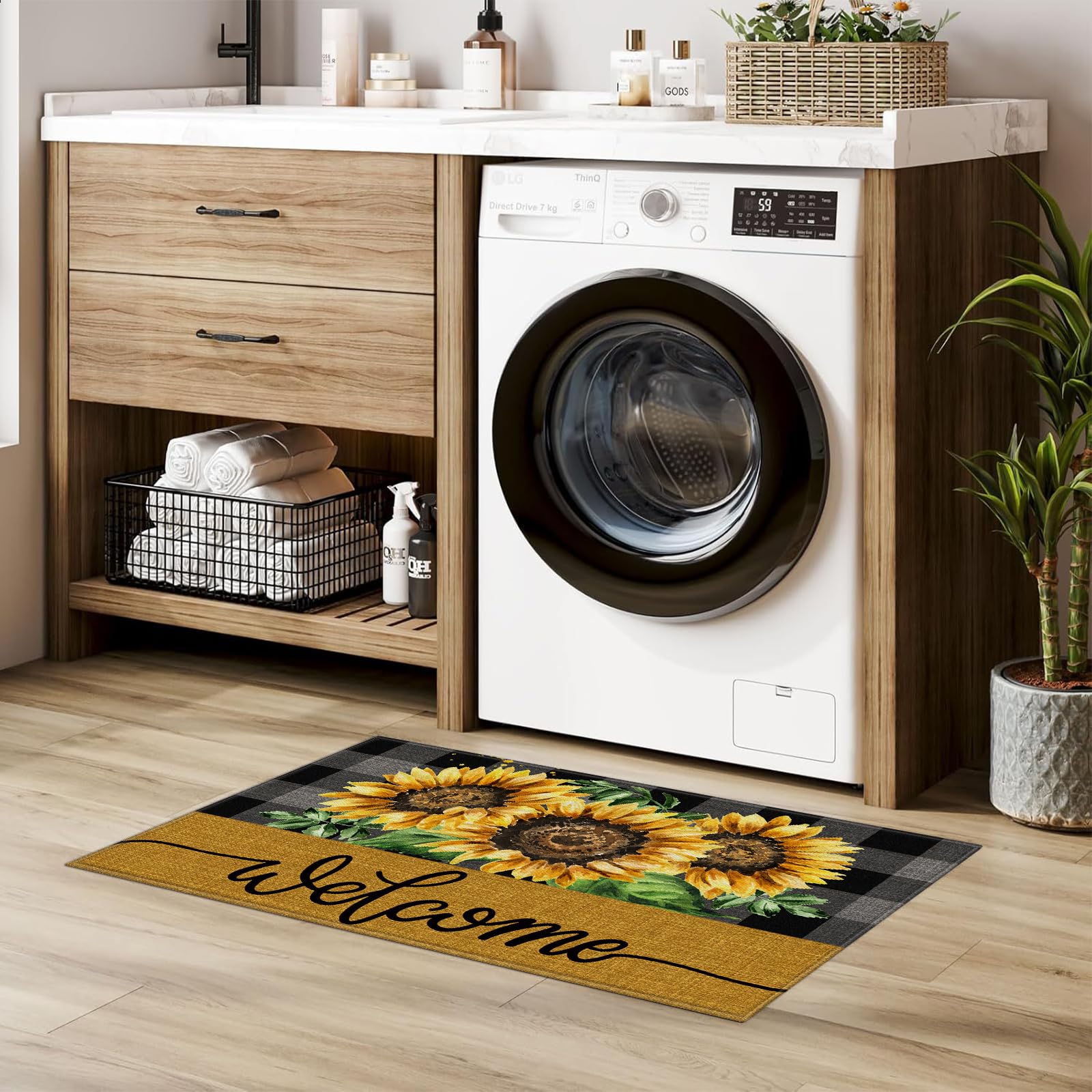 COSHARKLY sunflower welcome mat non-slip back helps doors stay in place