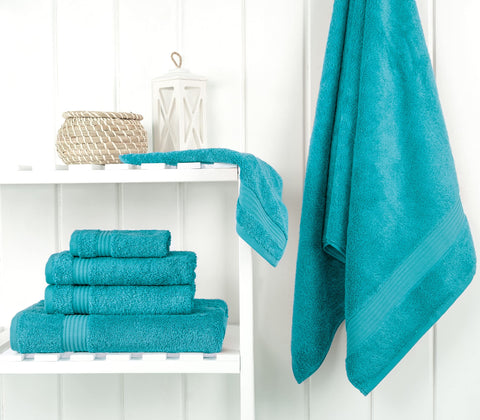Cotton Paradise 600gsm close-up highlights plush texture and absorbency.