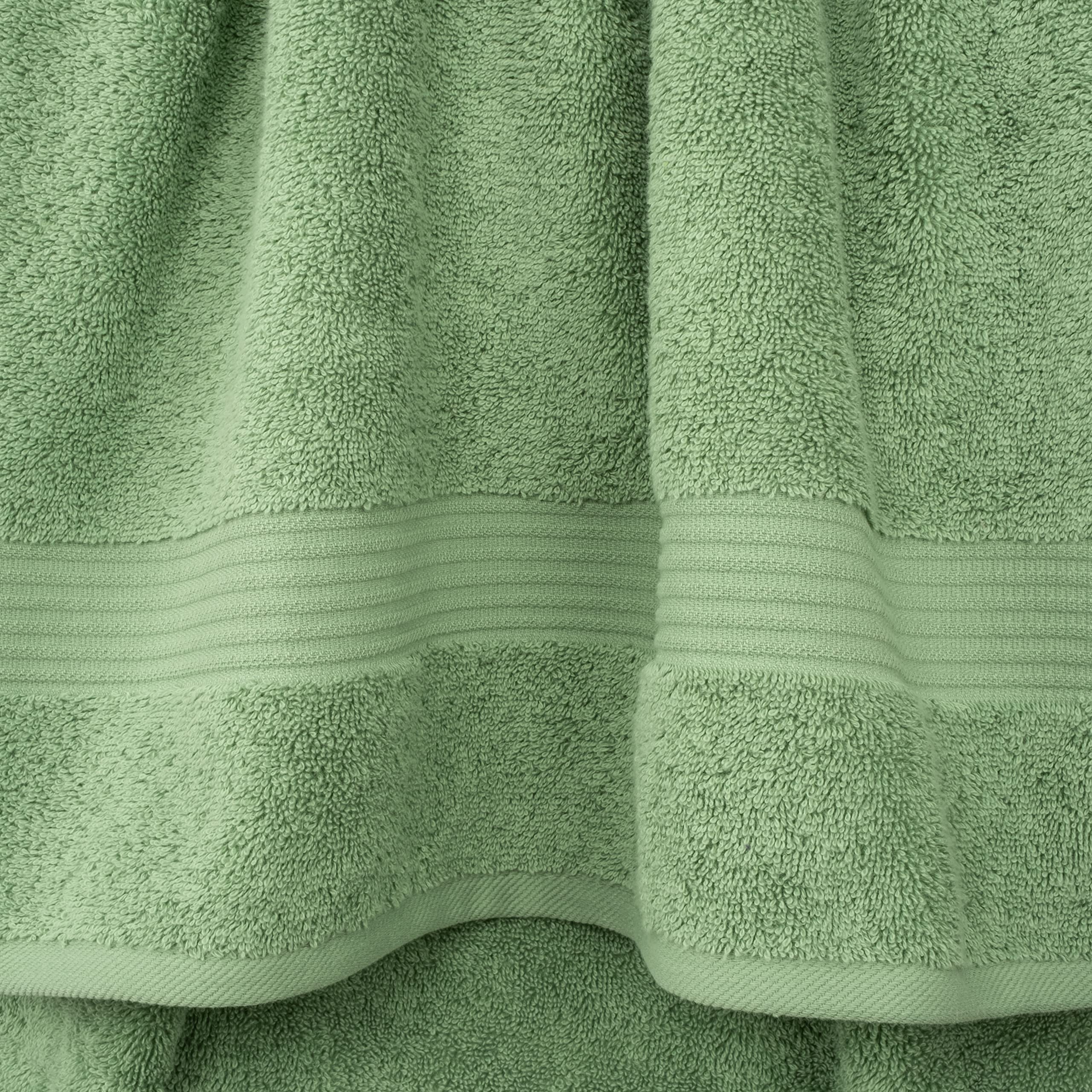 Cotton Paradise fast-dry Turkish cotton towels save space after showers.