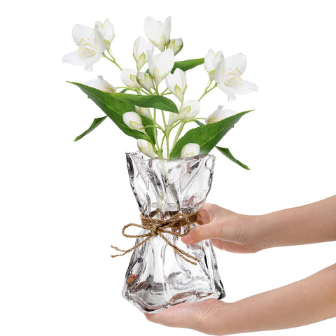 Covzoe glass vase with dried flowers for versatile arrangements.