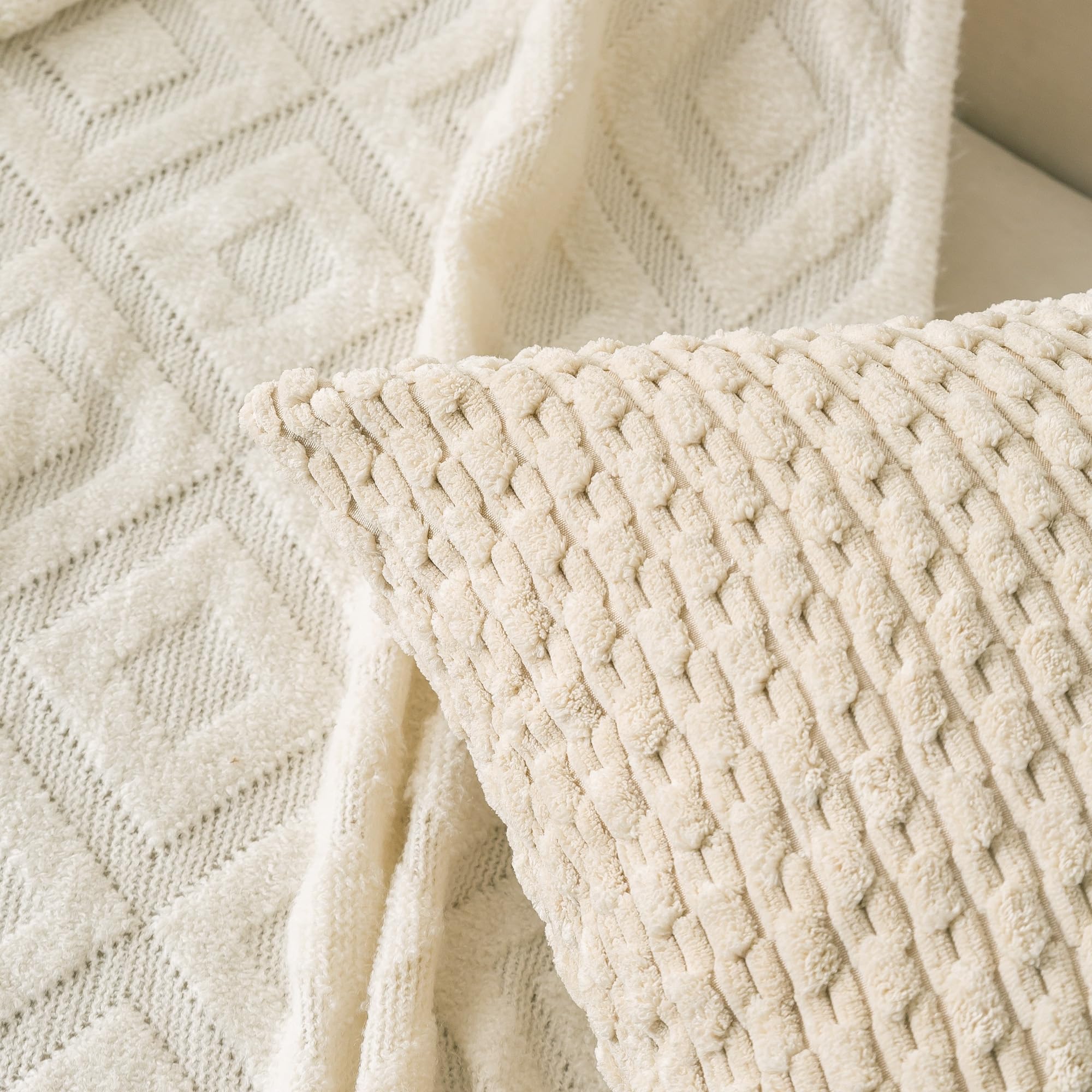 Cozoomy pillow cover showing hidden zipper for easy removal and neat edges.