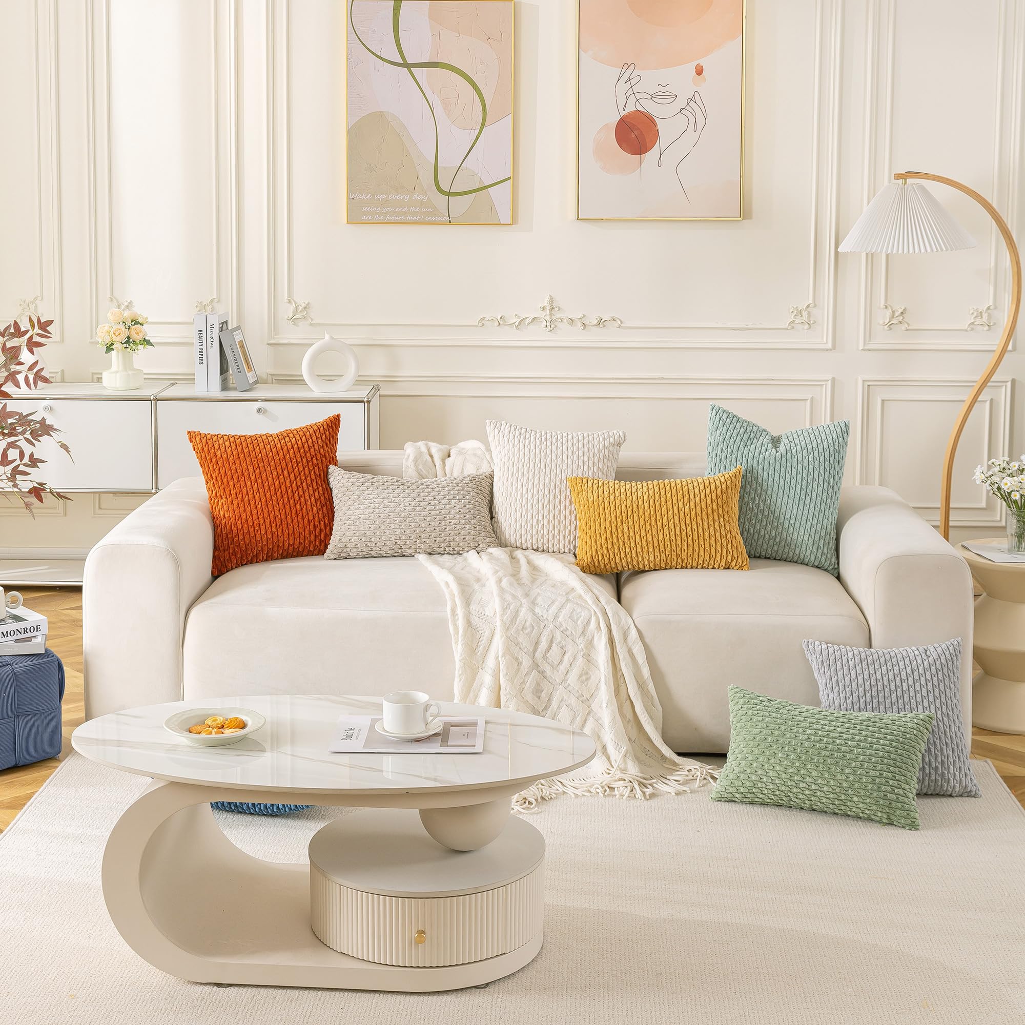 Cozoomy set of 4 covers allows quick refresh without replacing inserts.