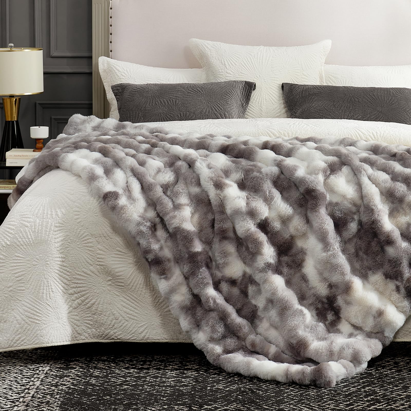 Cozy Bliss OEKO-TEX Standard 100 certified throw for safe family use