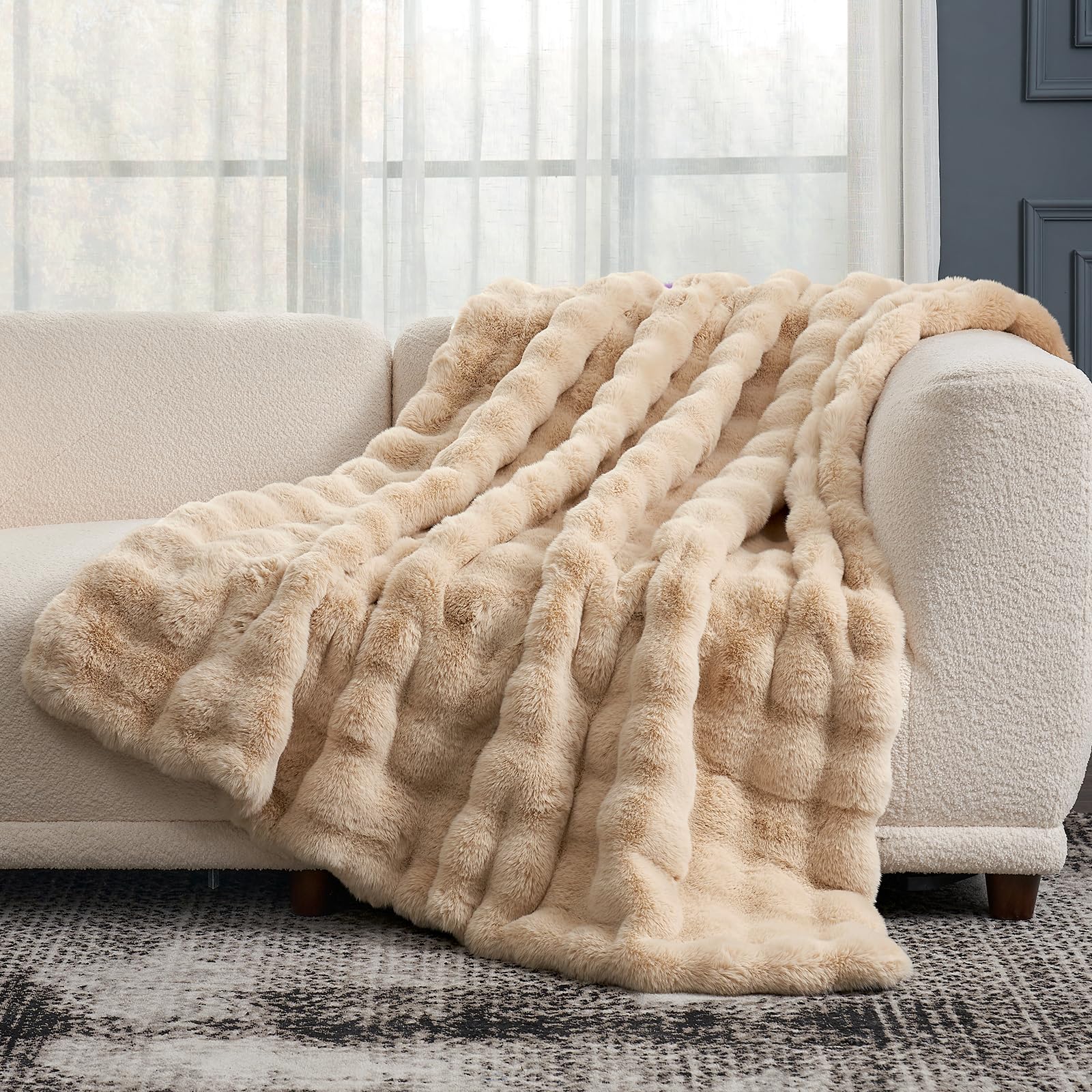 Cozy Bliss bubble throw care instructions indicate easy maintenance.