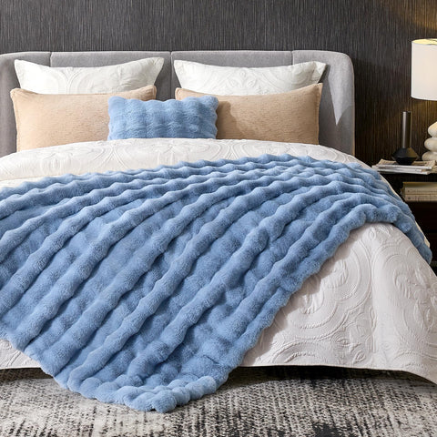 Cozy Bliss bubble throw closeup fabric reveals ultra-soft faux fur and micromink
