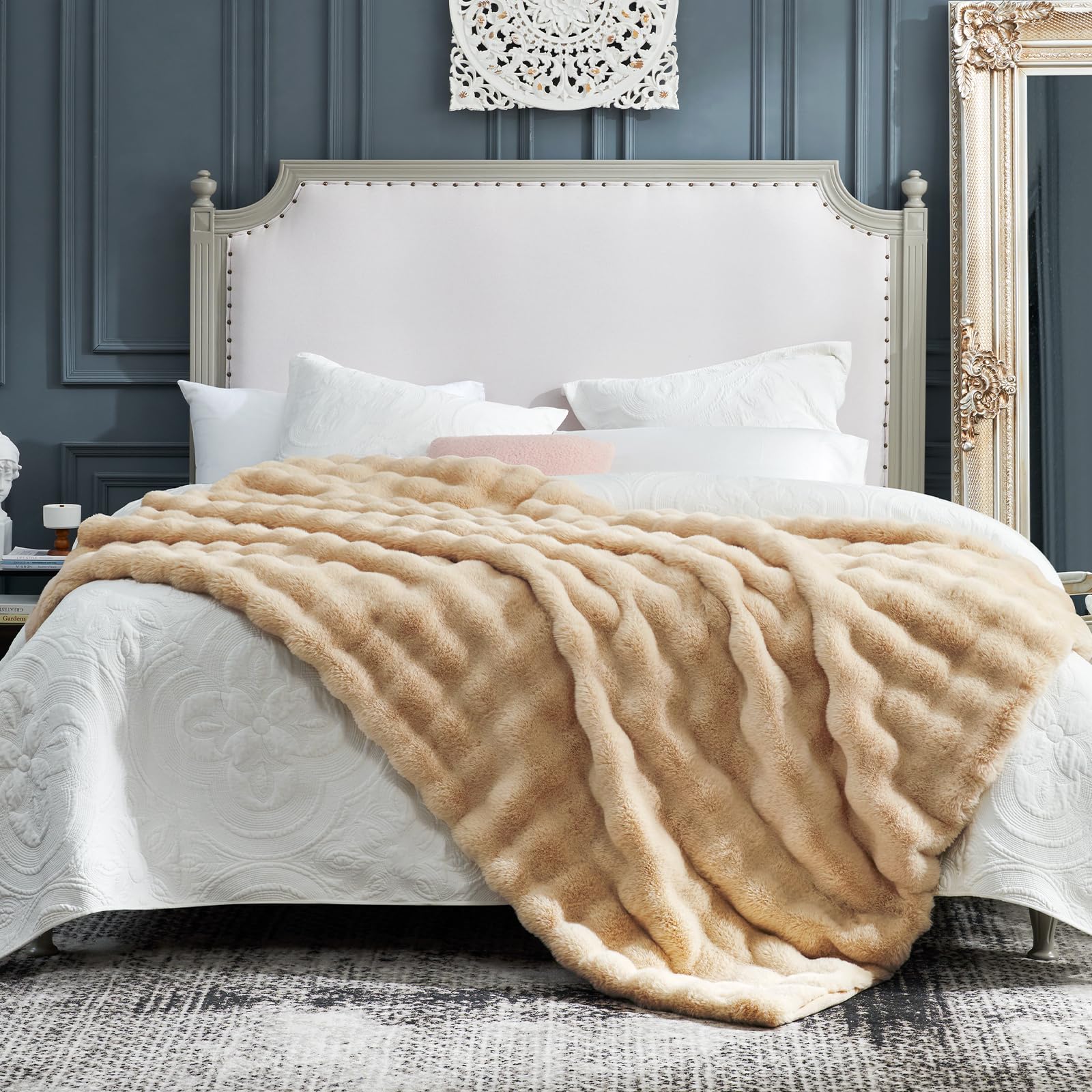 Cozy Bliss bubble throw close-up fur detail highlights ultra-soft feel.
