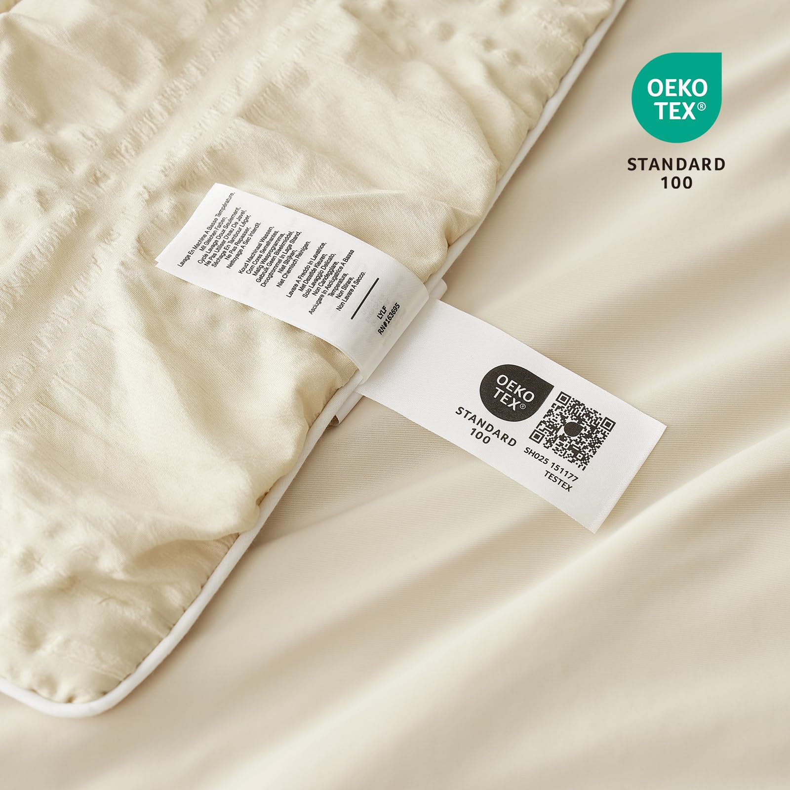 Cozy Bliss travel ready lightweight comforter suited for trips