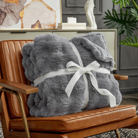 Cozy Bliss high-low-bubble-design adds chic, tactile pattern to any room