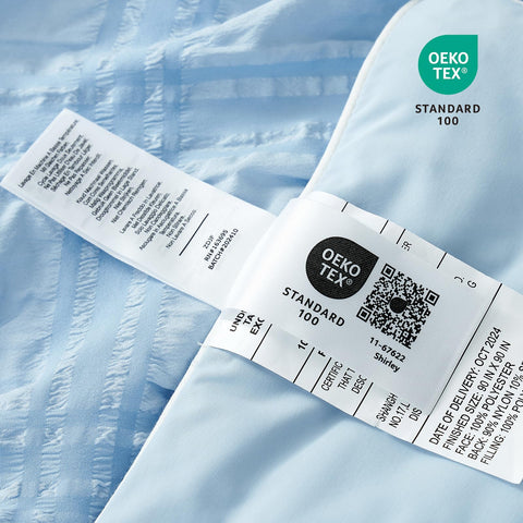 Cozy Bliss king-size dimensions fit beds with generous coverage.