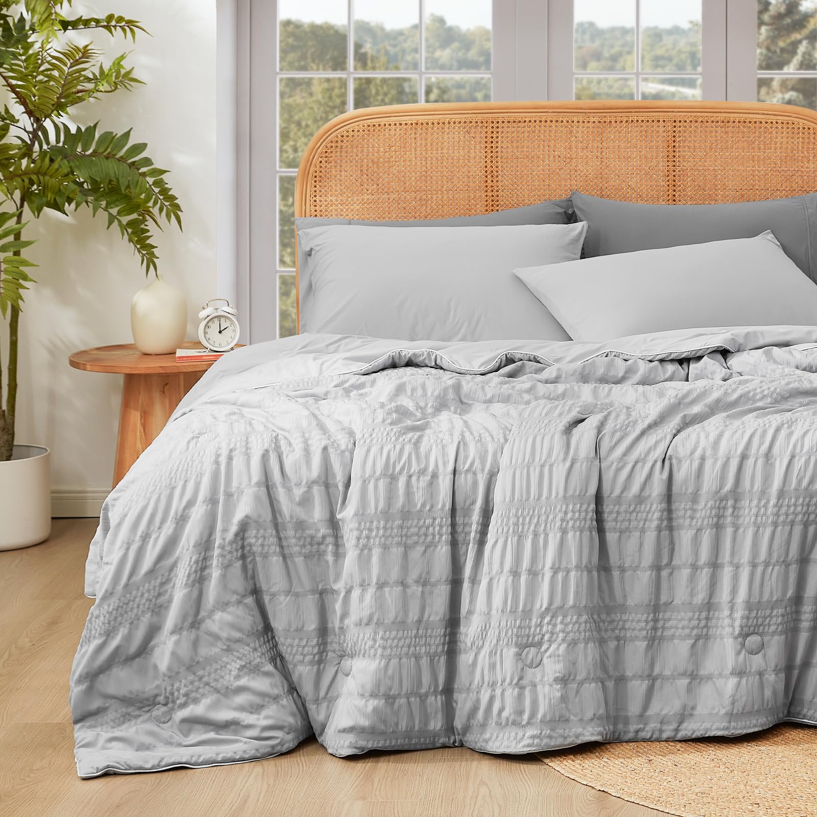 Cozy Bliss Seersucker Cooling Comforter Queen, front view double-sided design for cooling and texture.