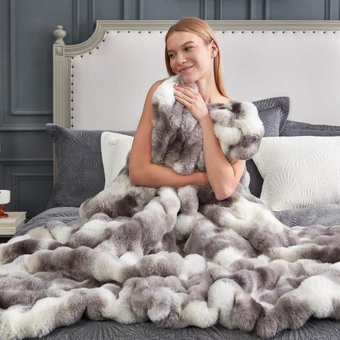 Cozy Bliss bubble high-low wave design enhances room decor