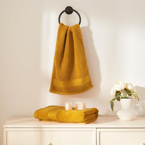 COZYART Gold Bath Towels 650gsm showcase dense weave and lasting durability
