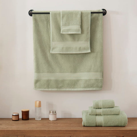COZYART OEKO-TEX certified towels in guest bath, safe and reliable.