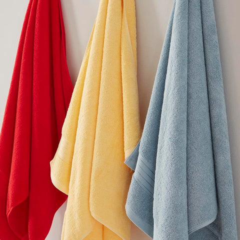 COZYART large towels focus on 27x54 inches for comfort and quick drying.