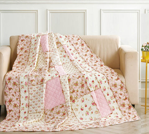 Cozyholy vintage shabby chic look enhances bedroom styling