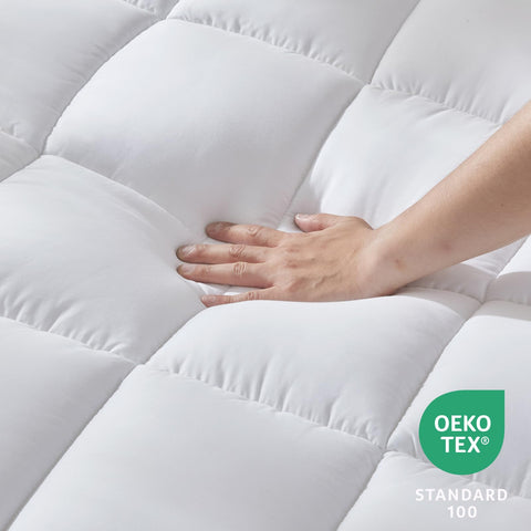 CozyLux 360-degree elastic skirt ensures a snug, non-slip fit on your mattress.