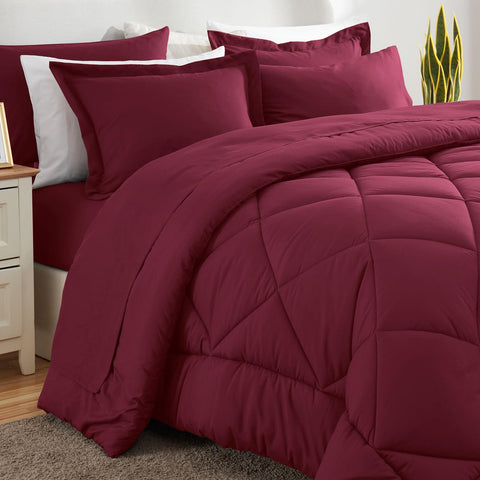 CozyLux all-season bedding with machine-washable convenience and quick-care.