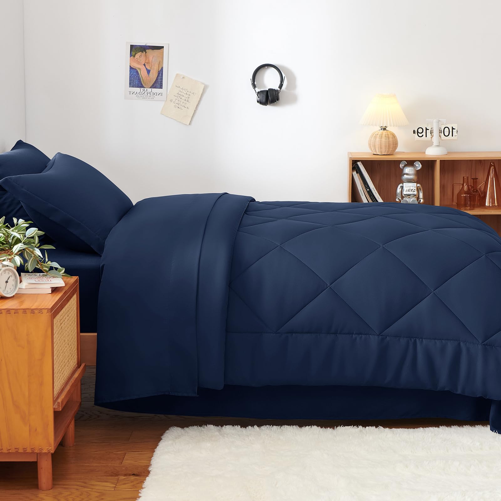 CozyLux bed in a bag navy packaging thumbnail.