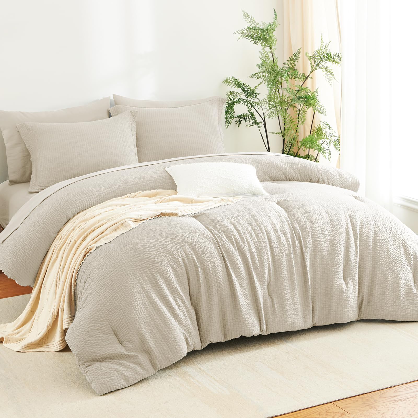 CozyLux bedroom setup showcases the elegant seersucker stripes.