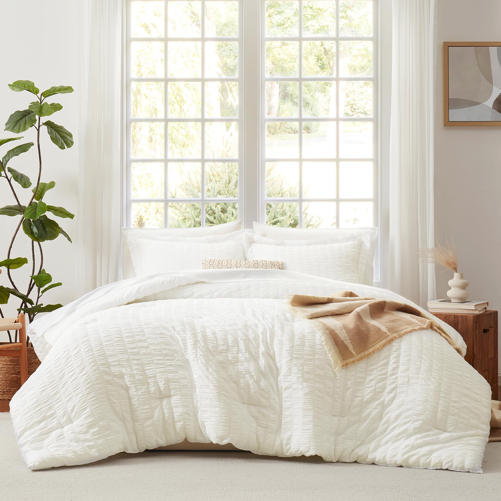 CozyLux comforter packaging vacuum bag helps save space and protection.