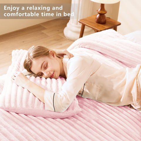 CozyLux easy-care fabric stays soft after machine washing.