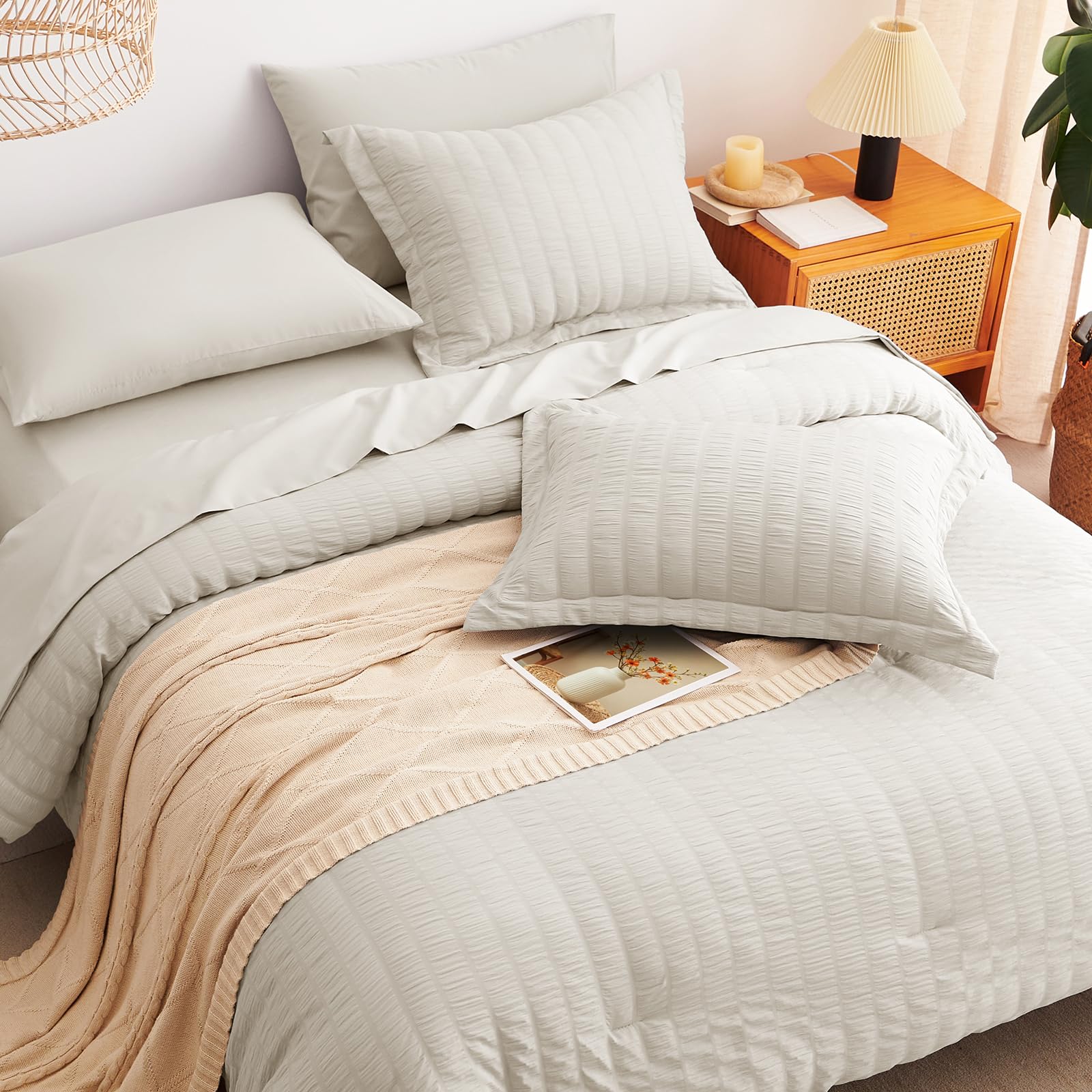 CozyLux easy-care bedding is machine washable for convenient maintenance.