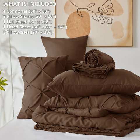 Cozylux flat sheet 90x102 complements the overall bed set