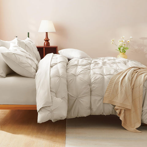 CozyLux vacuum-pack packaging enables easy storage and quick setup.